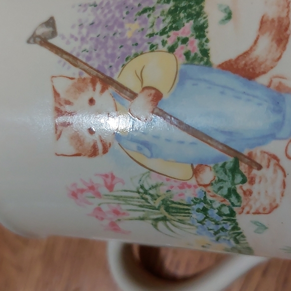 1987  Hallmark  Kitty Cup - Picture 7 of 7